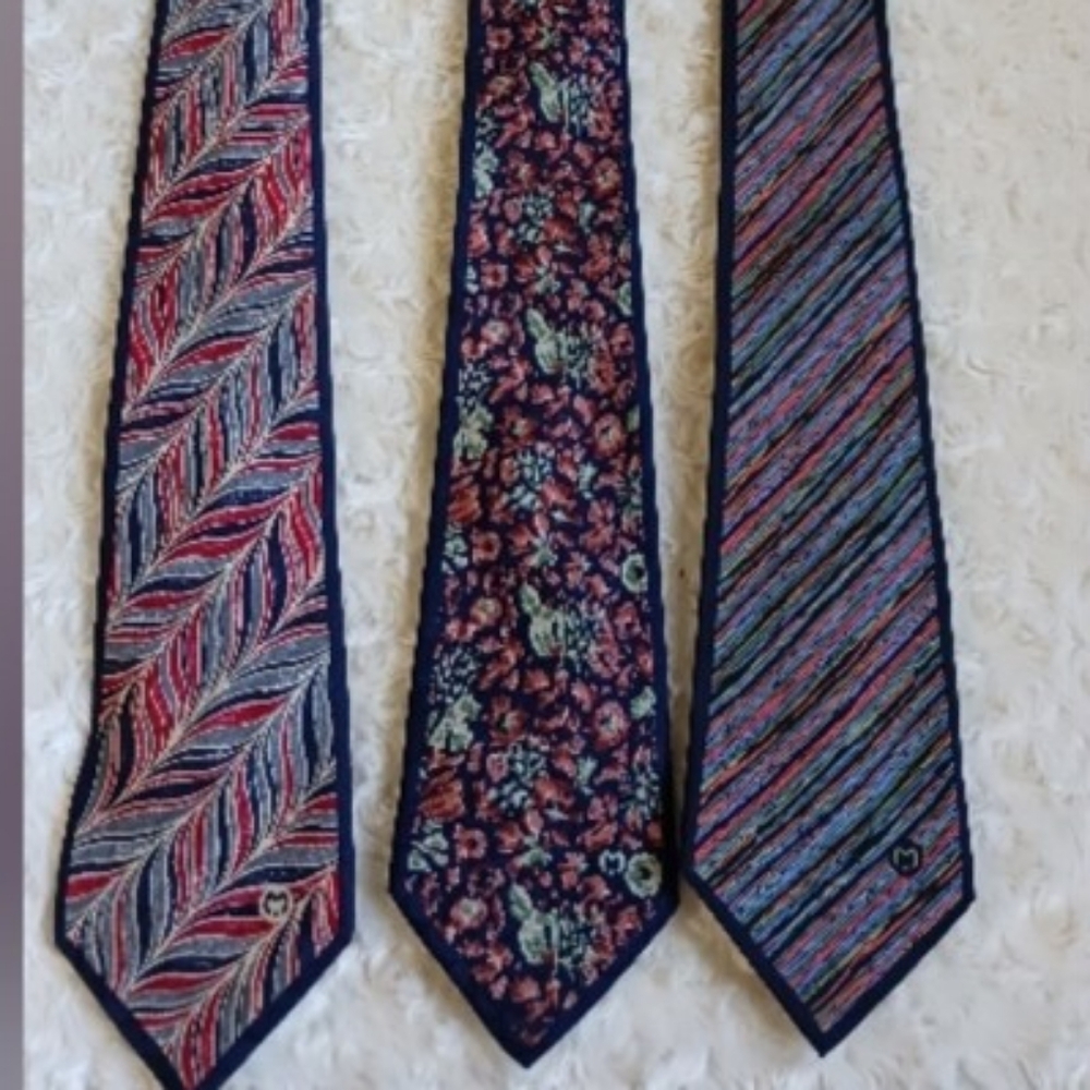 3 Italian artsy mod men's silk ties